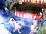 川原湯温泉『湯かけ祭り』